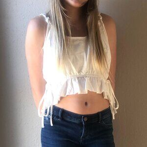Knotted Strap White Cropped Tank